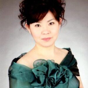 横谷静美